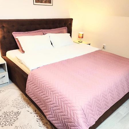 Simona Apartament Palas Mall Iasi Eksteriør billede