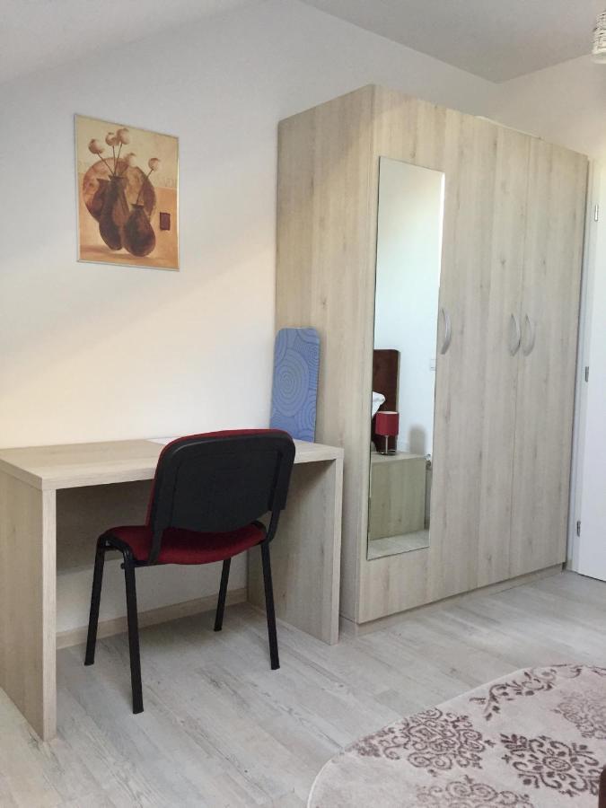 Simona Apartament Palas Mall Iasi Eksteriør billede